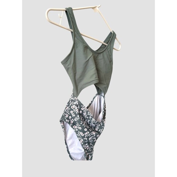 Shein Jr/Teen Girls Size Small (10-11) One Piece Bathing Suit Floral Summer - Picture 2 of 5